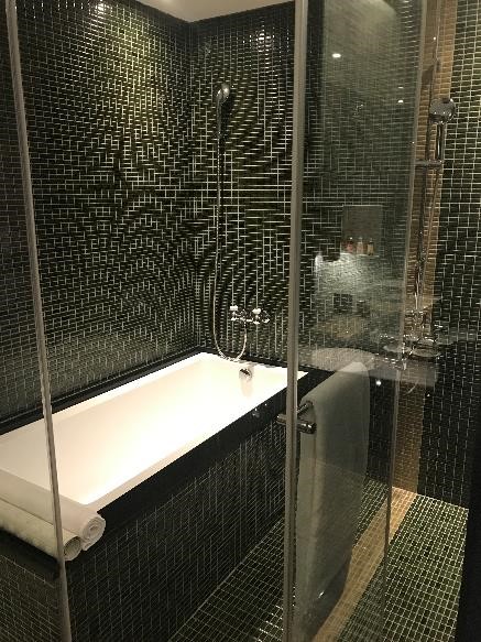 HIVE HOTEL デラックスダブルルーム