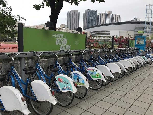 高雄市内はレンタサイクルCbike がとても便利