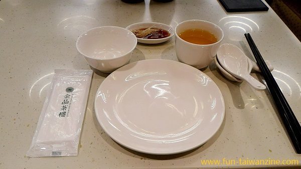 金品茶樓　食器セット