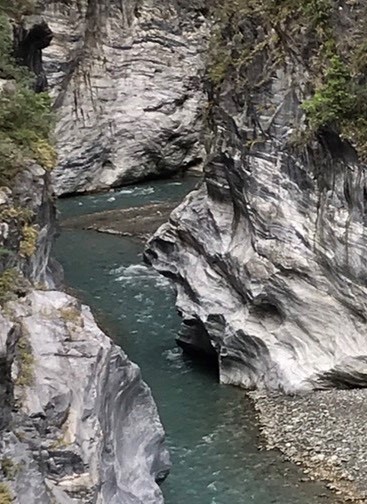 燕子口步道印地安酋長岩（インディアンの横顔に見える岩）