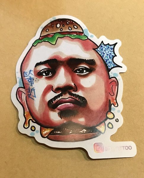 Oldies Burger 新美式文化料理 顔がハンバーガーで挟まれてるよ
