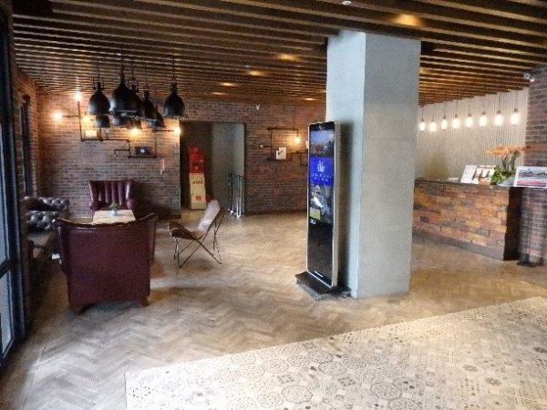 シティスイーツ 高雄駁二館 1Fロビー