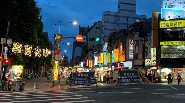 寧夏夜市　正面入口